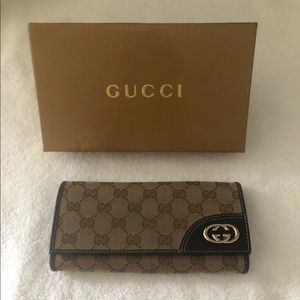 💯 AUTHENTIC GUCCI VINTAGE WALLET